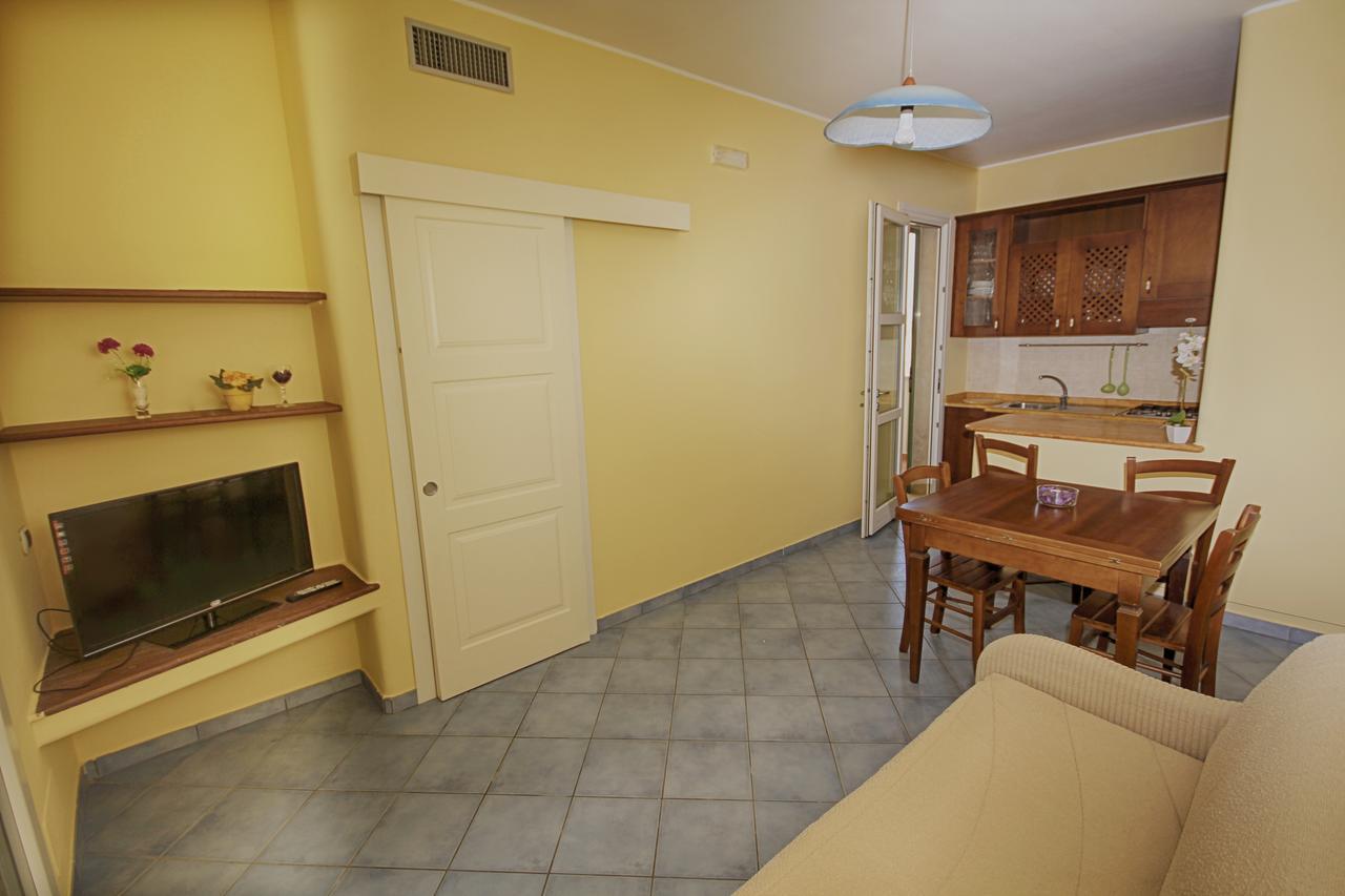Baia Verde Villa1 Галиполи Екстериор снимка